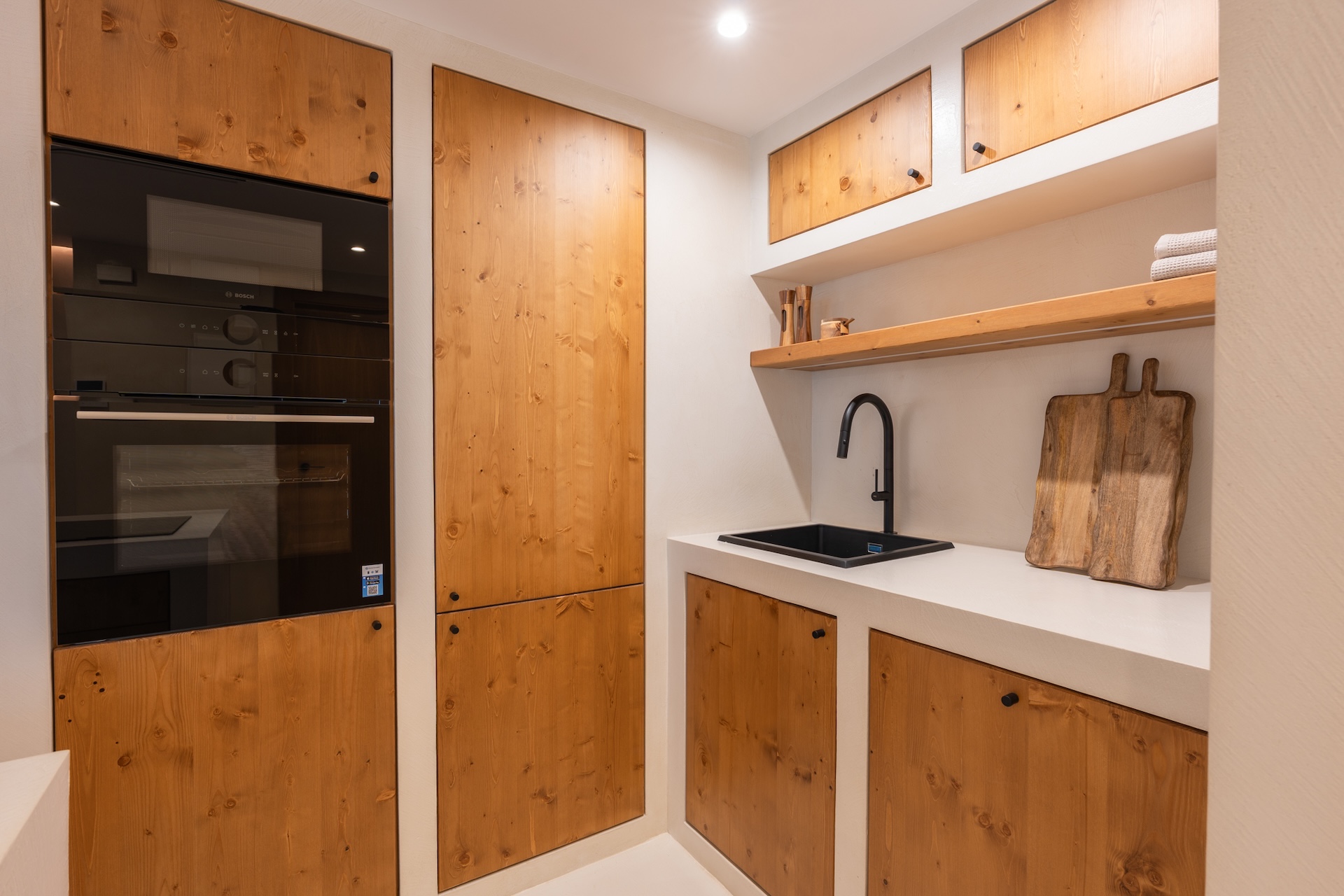 Resa Estates apartment for sale Botafoch Ibiza kitchen.jpg